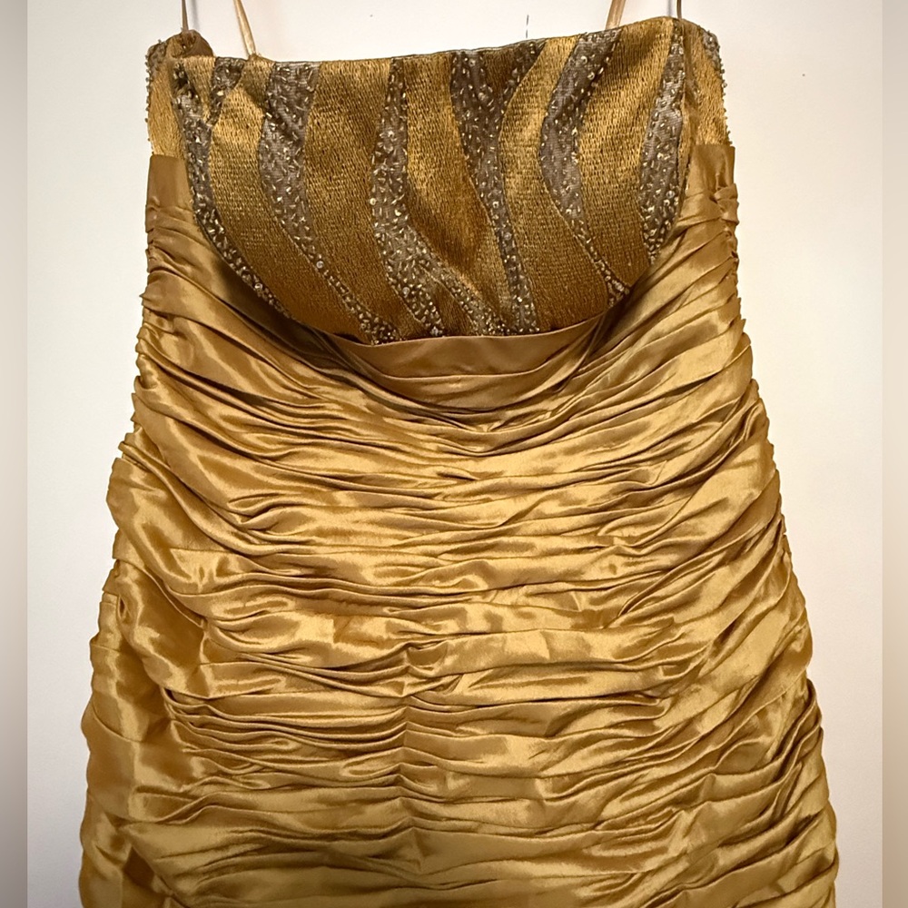 Elegant Gold Strapless Dress